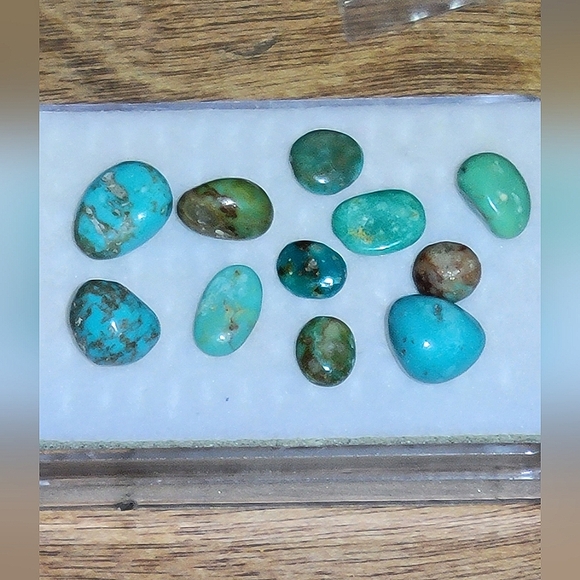 Jewelry - 10pcs. Stunning Natural Turquoise Arizon Mines Real Genuine Gemstone 4-10mm